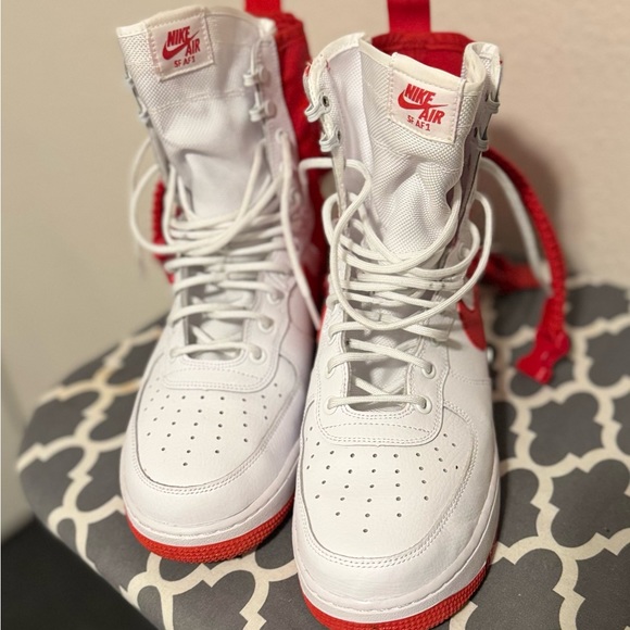 Nike SF Air Force 1 - Picture 3 of 9